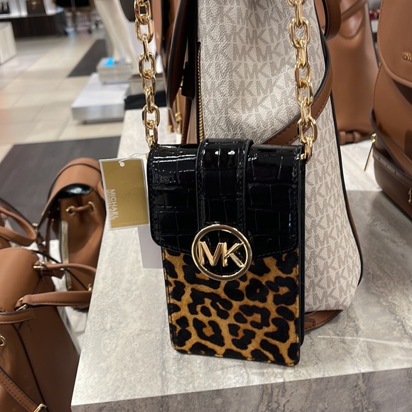 Michael Kors Carmen Small NS Phone XBODY HairCalf
Black Multi - Picture 4 of 16